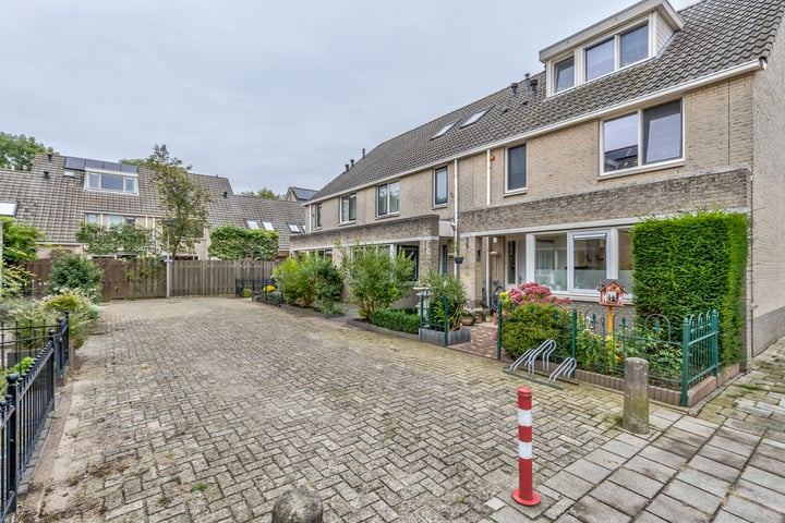 View photo 24 of Hoveniersstraat 22