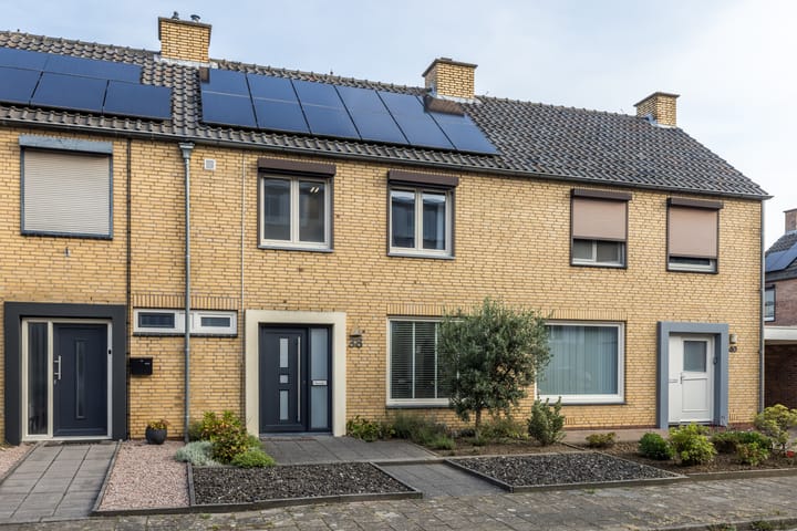 Photo 1 of Beethovenstraat 38