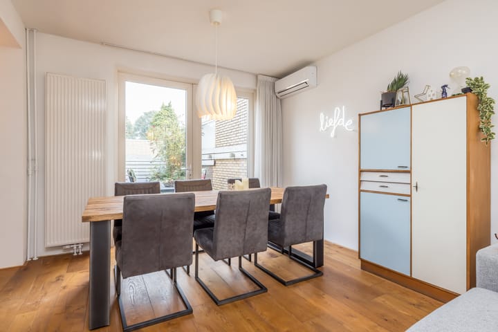 Photo 14 of Beethovenstraat 38