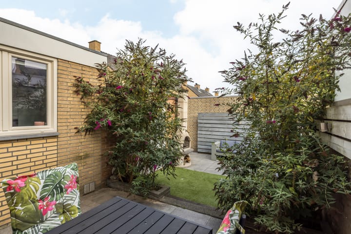 Photo 24 of Beethovenstraat 38