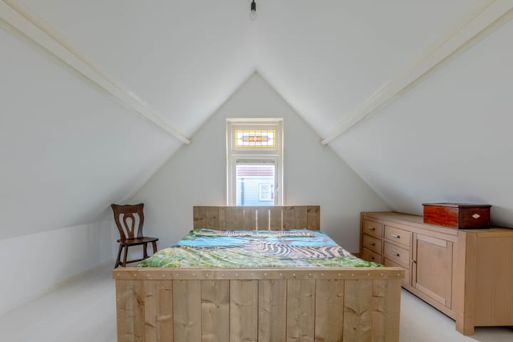 Foto 15 van Zwijndrechtsestraat 31