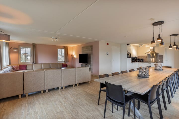 Foto 12 van Trancheeweg 7-522