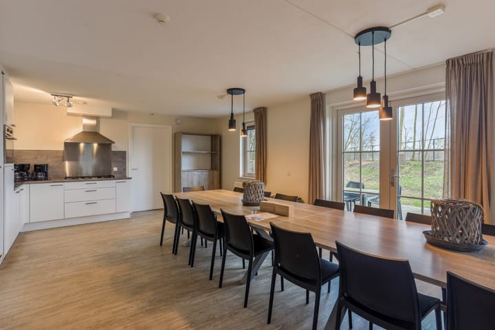 Foto 13 van Trancheeweg 7-522