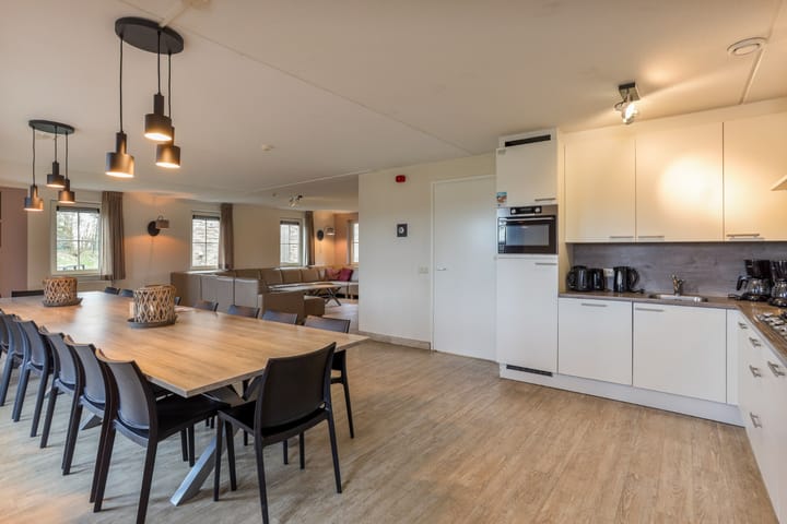 Foto 15 van Trancheeweg 7-522