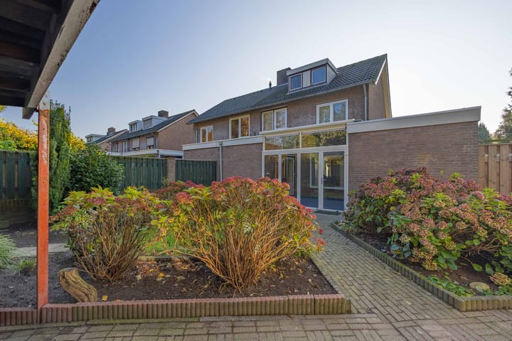 Photo 2 of Allegrostraat 13