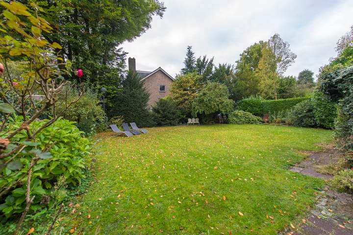 Foto 20 van Burgemeester Rauppstraat 22