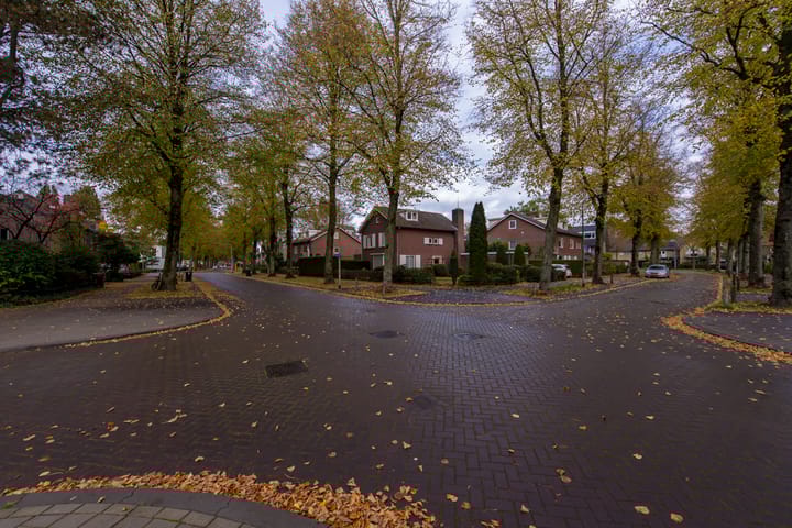 Foto 26 van Burgemeester Rauppstraat 22