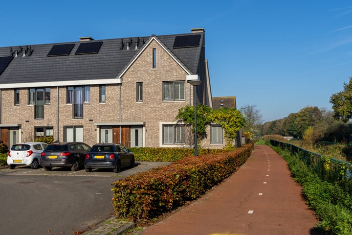 Foto 1 van Brugstraat 1