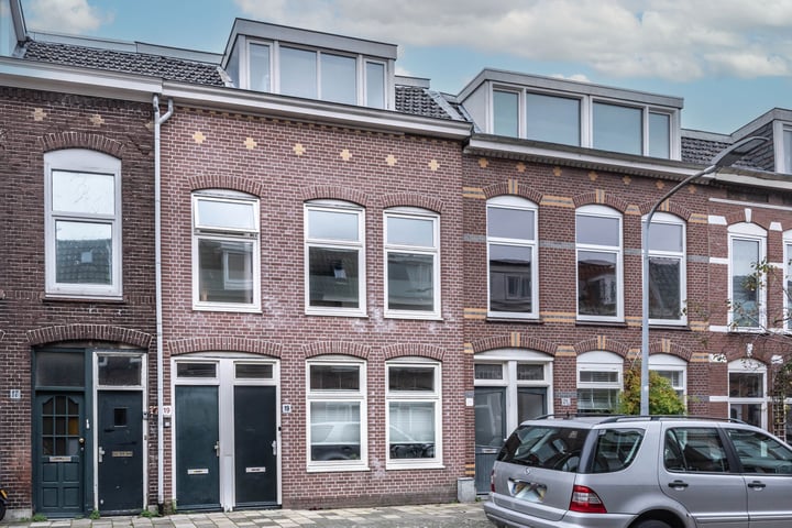 Bekijk foto 40 van Colensostraat 19-A