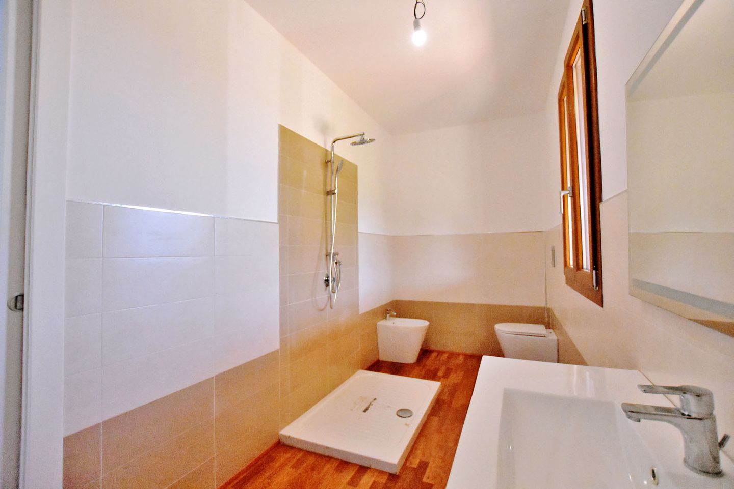 Foto 34 van Strada Vicinale Murruzzulu Tranco A