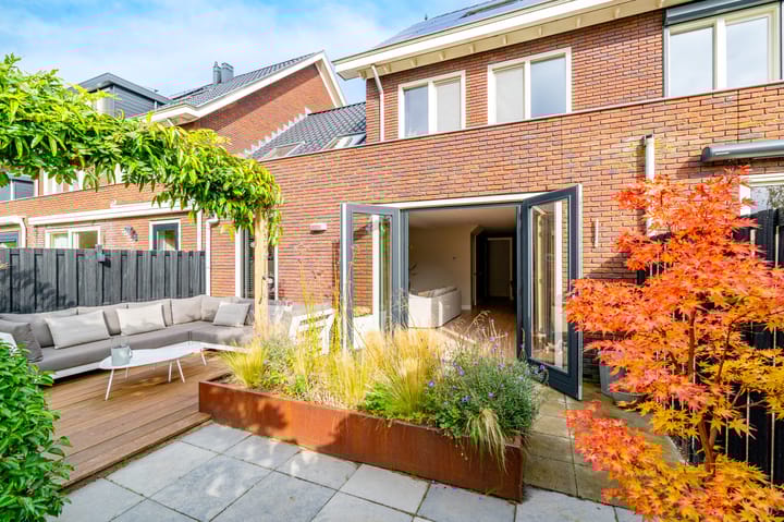 Foto 12 van Rechtsbuitenstraat 24