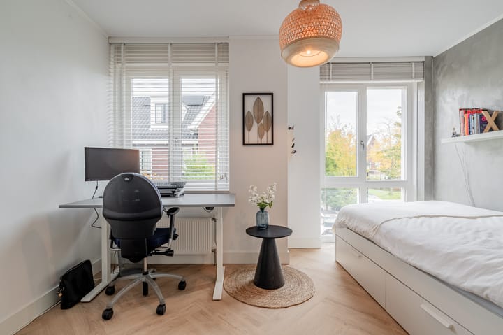 Foto 37 van Rechtsbuitenstraat 24