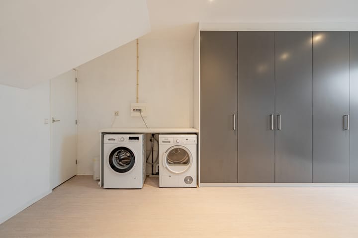 Foto 44 van Rechtsbuitenstraat 24