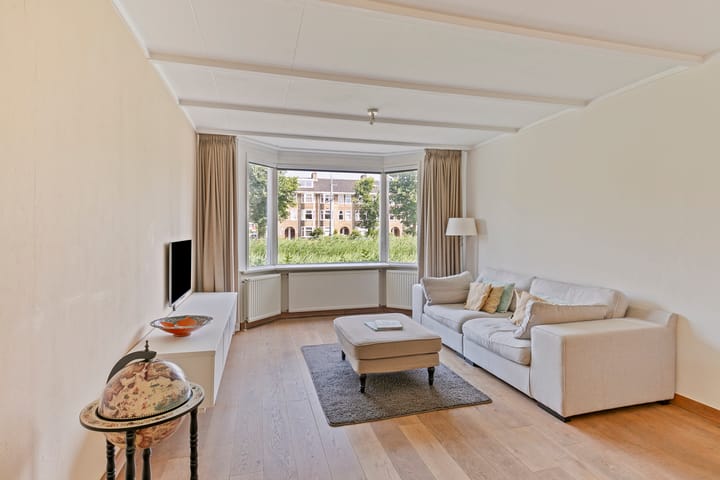 Foto 10 van Johan de Wittlaan 110