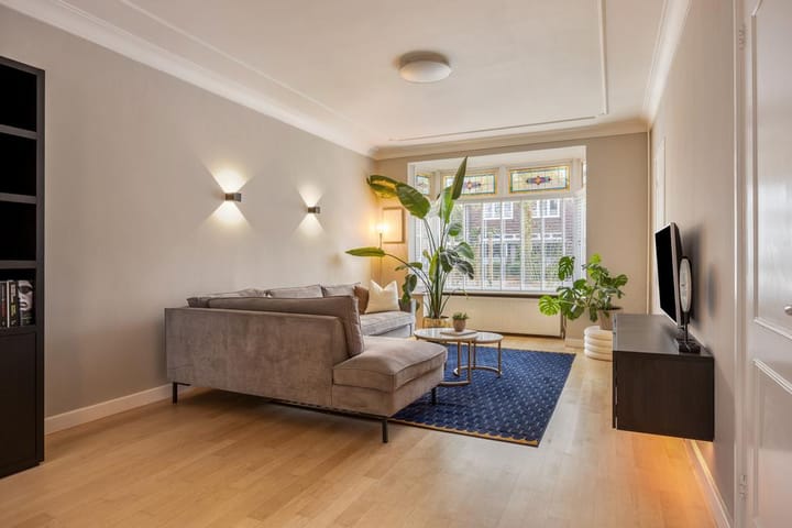 Foto 2 van Teugenaarsstraat 7