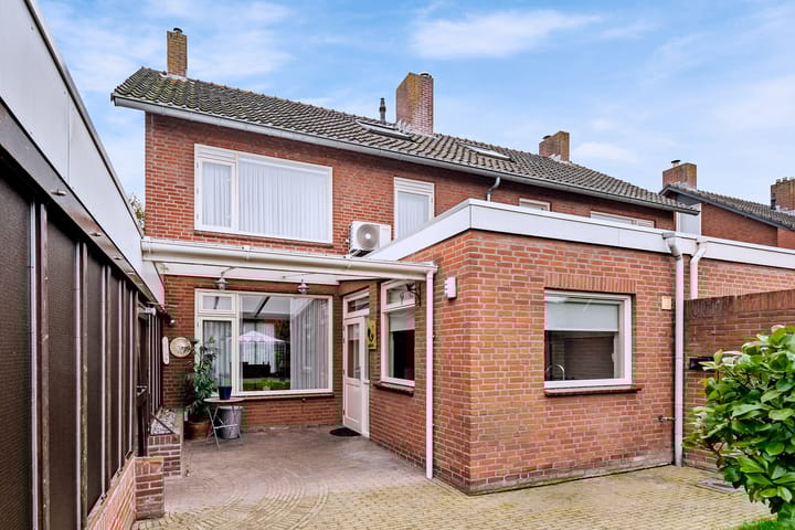 Foto 5 van Terlingenplein 40