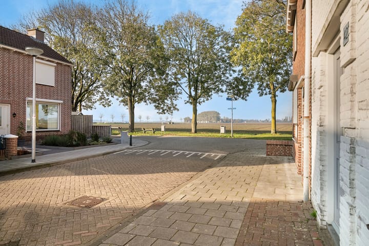 Foto 38 van Graaf Engelbrechtstraat 42