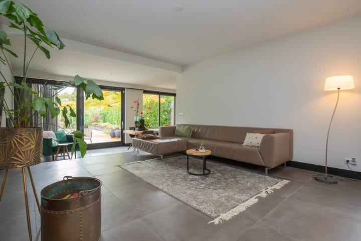 Foto 7 van Rozenhaag 29