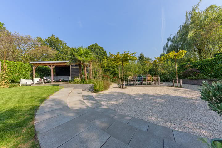 Foto 43 van Rozenhaag 29