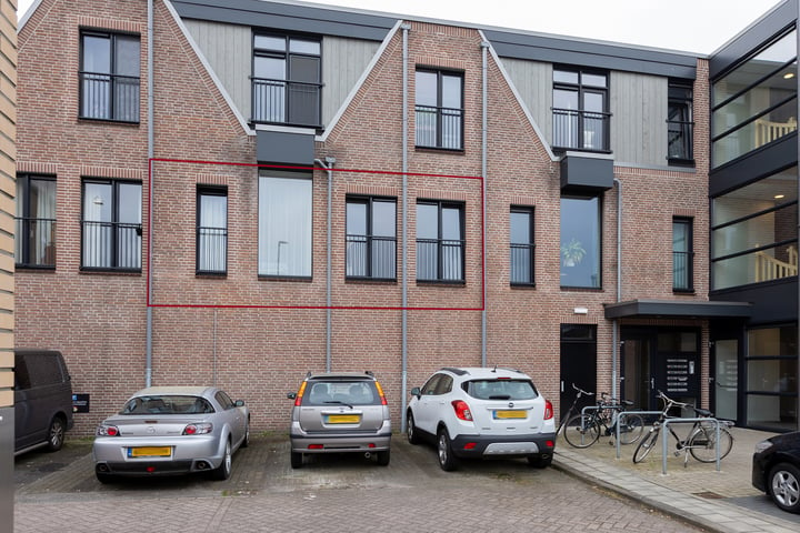 Bekijk foto 4 van Spoorstraat 38-D