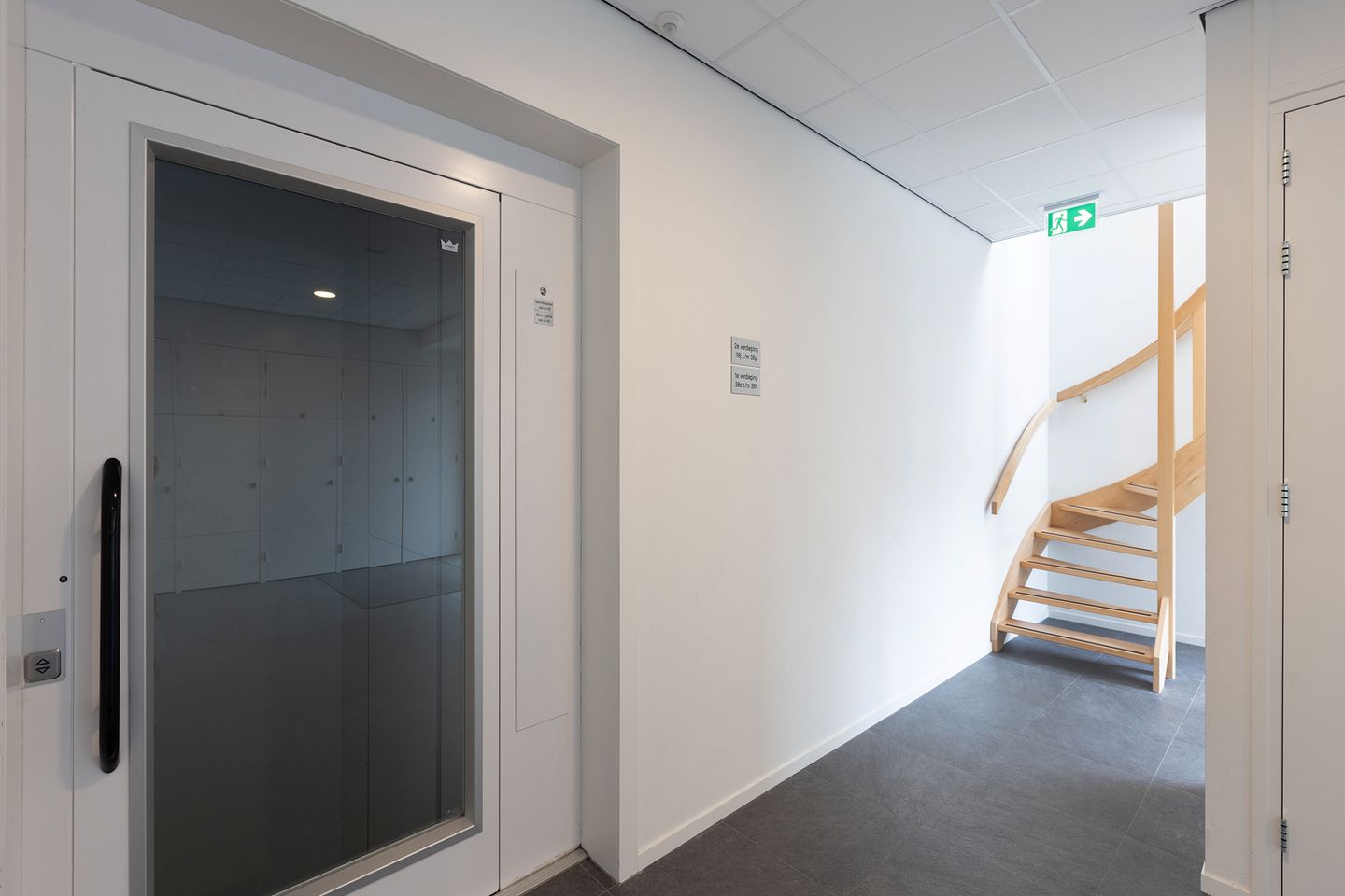 Foto 29 van Spoorstraat 38-D