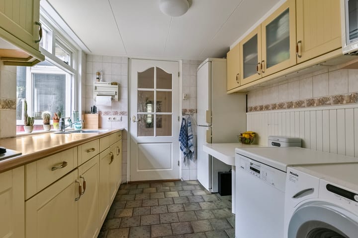 Foto 15 van Nassaustraat 49