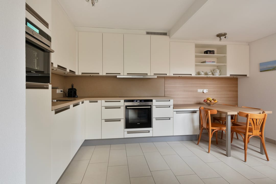 Foto 2 van Oostburgweg 105