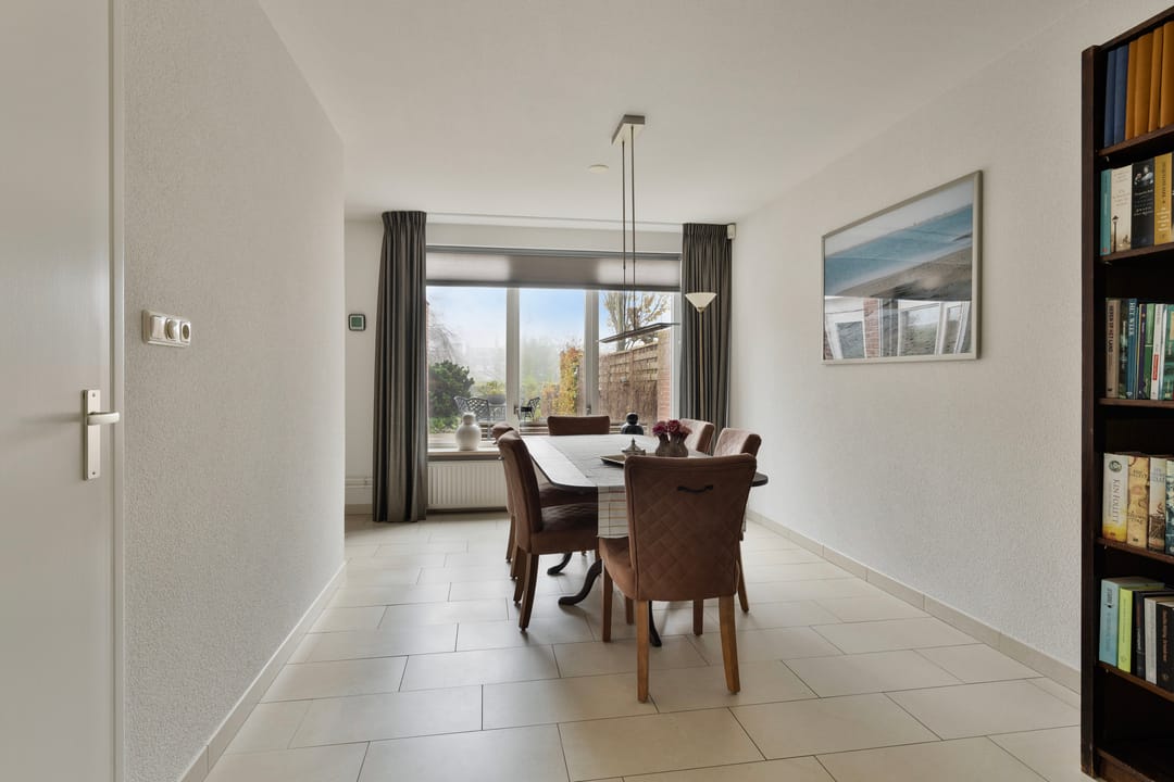 Foto 11 van Oostburgweg 105