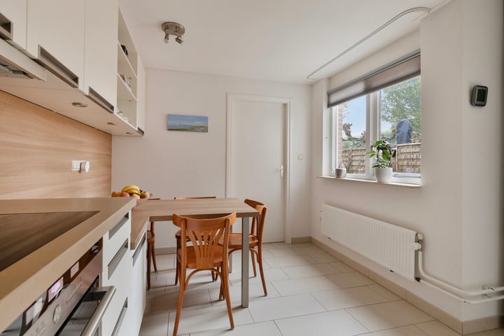 Foto 15 van Oostburgweg 105