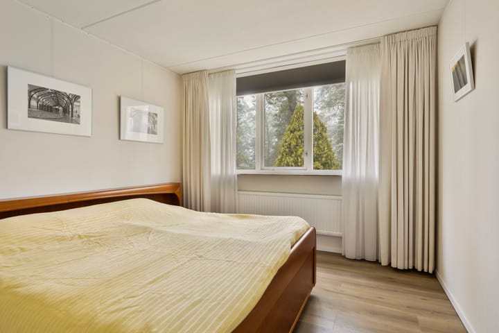 Foto 19 van Oostburgweg 105