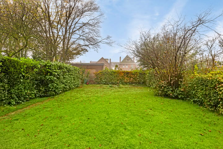 Foto 33 van Oostburgweg 105