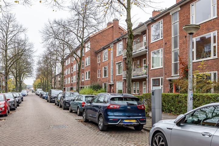 View photo 5 of Van Heemskerckstraat 43-B