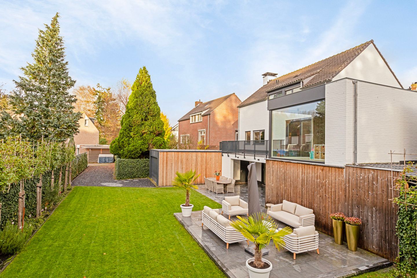 Photo 4 of Tweeberg 1-B