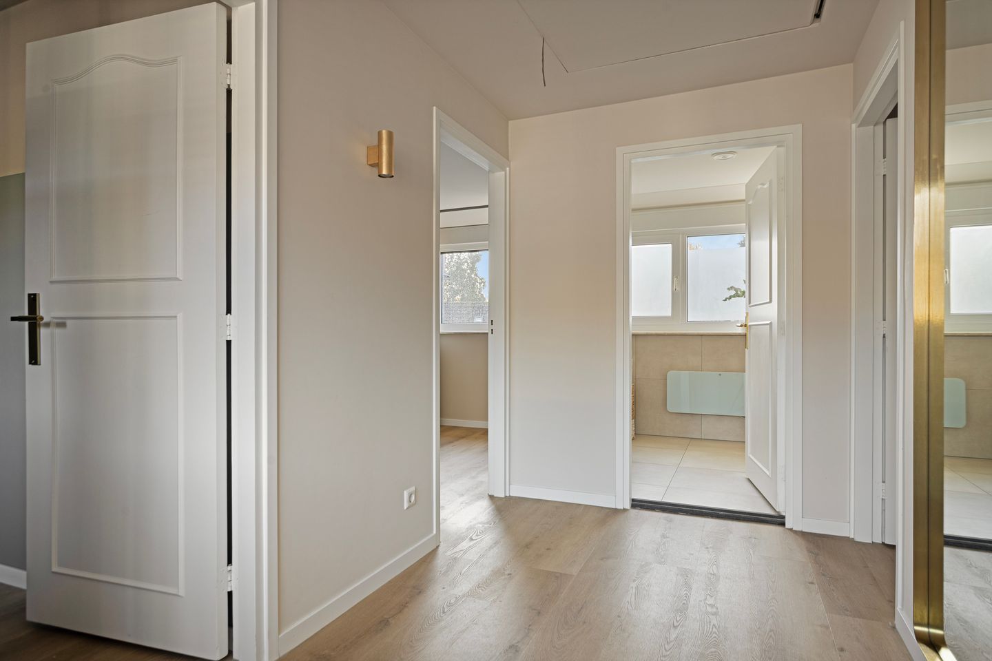 Photo 29 of Tweeberg 1-B