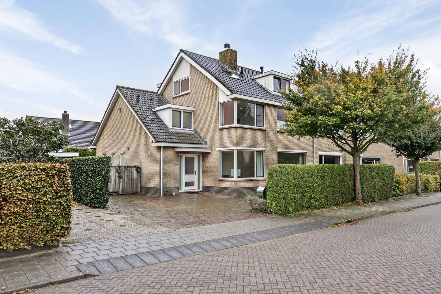 Foto 1 van Burgemeester Quarles van Uffordstraat 5