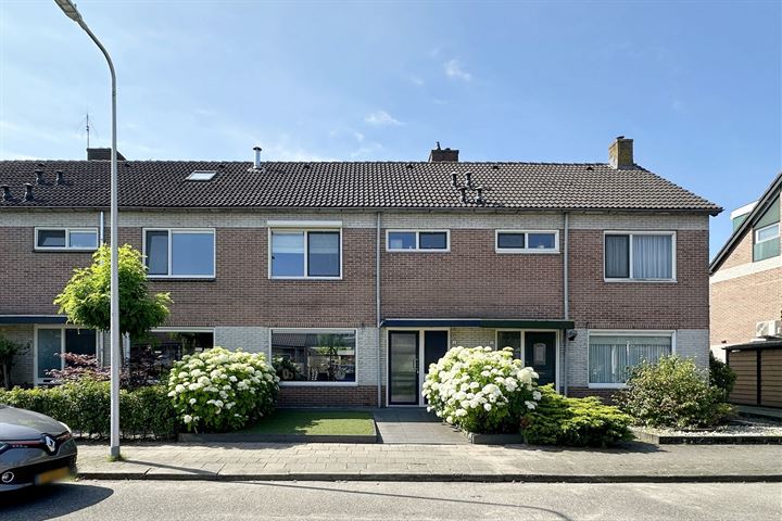 Bekijk foto 1 van Evertsenlaan 5