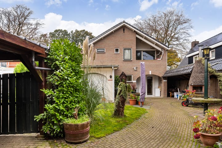 Foto 7 van Parallelweg 32