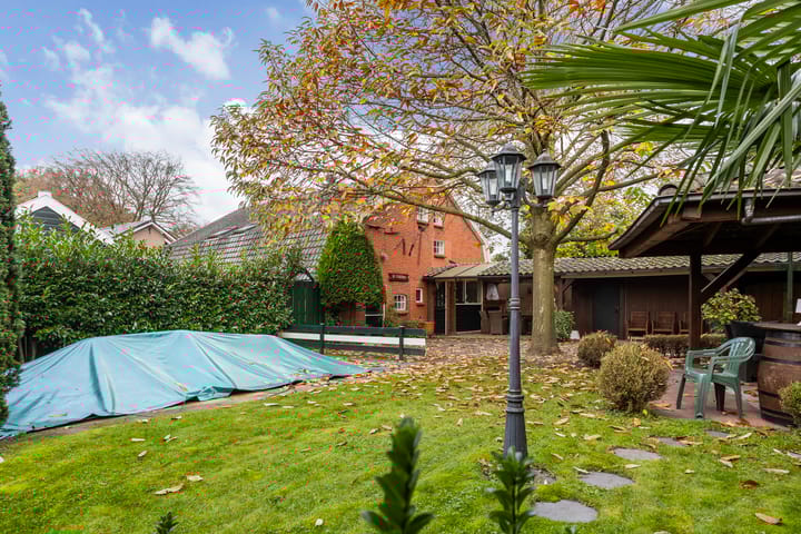 Foto 9 van Parallelweg 32