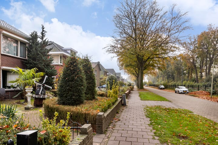 Foto 14 van Parallelweg 32