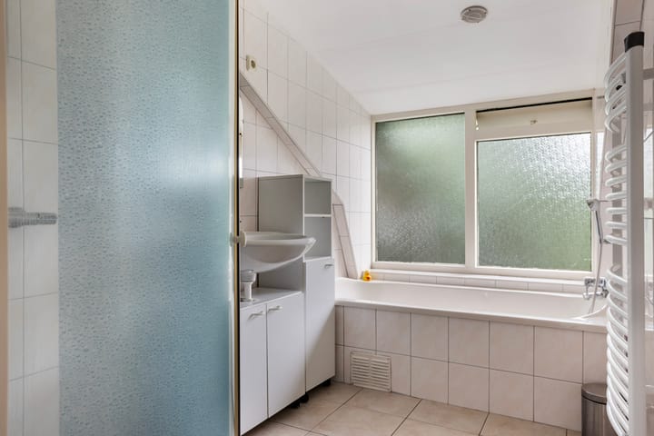 Foto 60 van Parallelweg 32