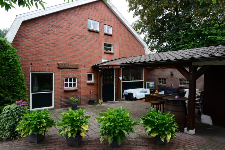 Foto 61 van Parallelweg 32