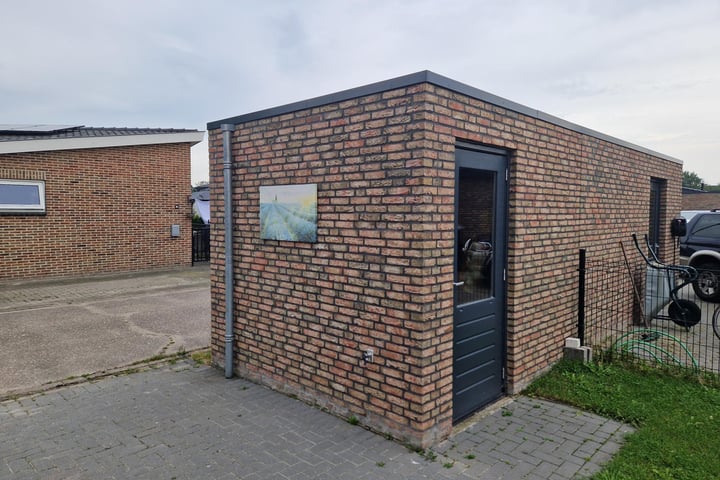 View photo 25 of Heezerenbosch 6-R33