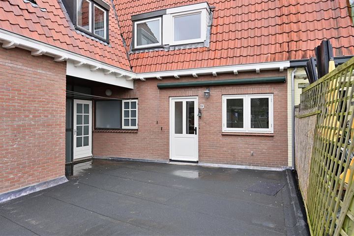 Bekijk foto 2 van Naarderstraat 19-B