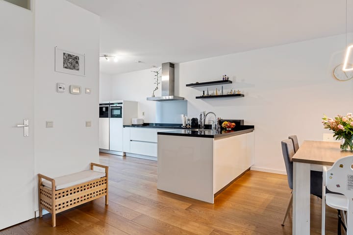 Foto 17 van Corsica 34