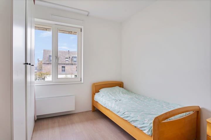 Foto 27 van Corsica 34