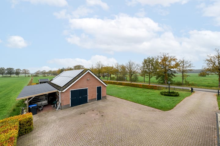 Foto 50 van Mounleane 13