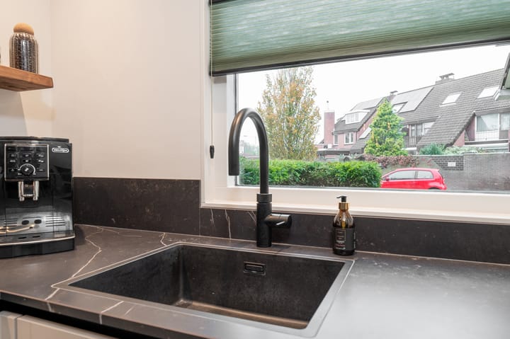 Foto 7 van Leeuwerik 142