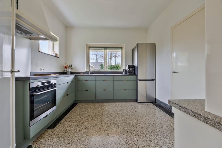 Foto 12 van Stationsweg 2