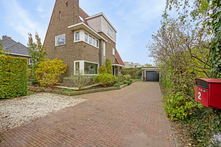 Foto 45 van Stationsweg 2