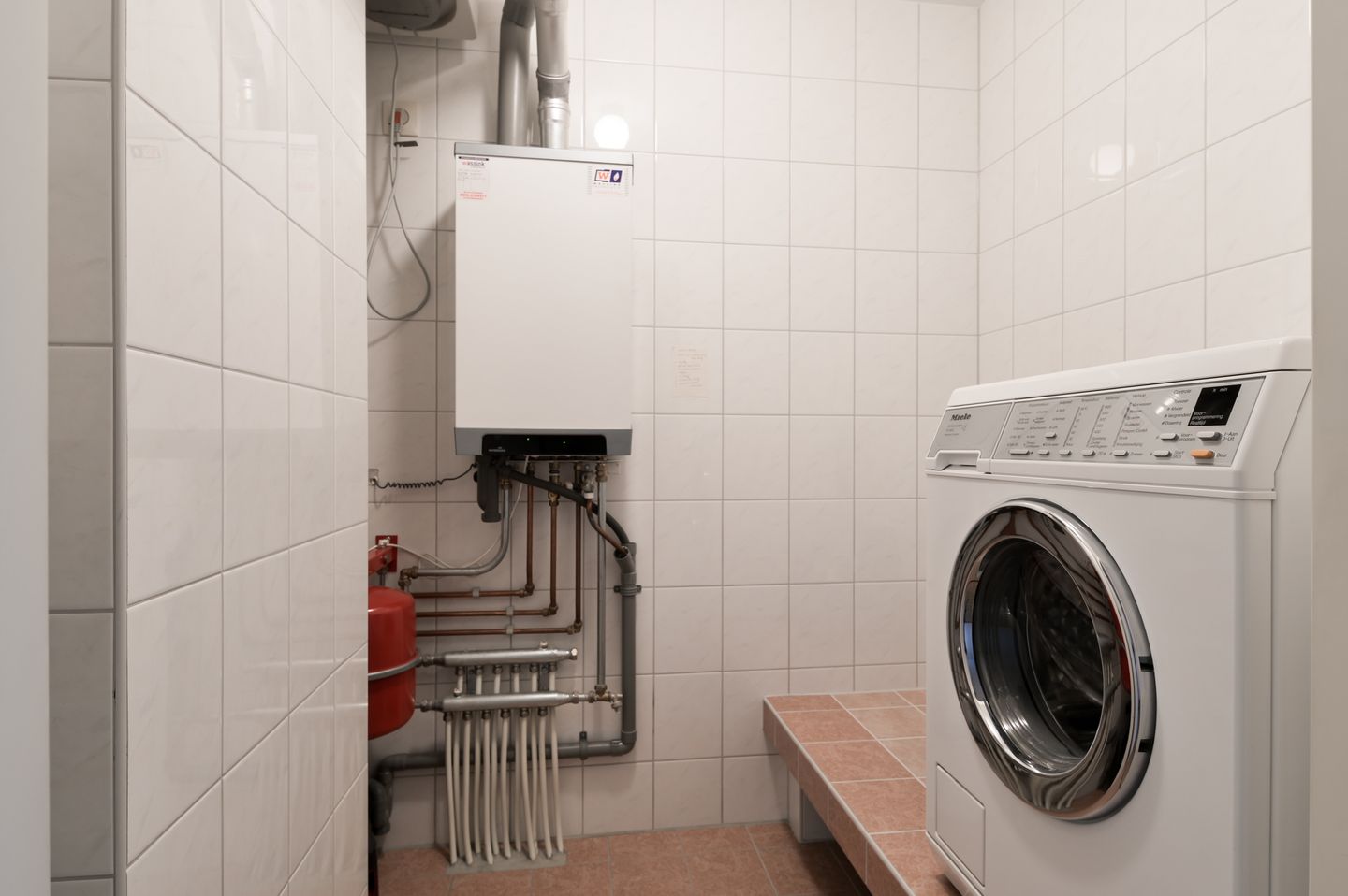 Photo 34 of Gruttostraat 1-12